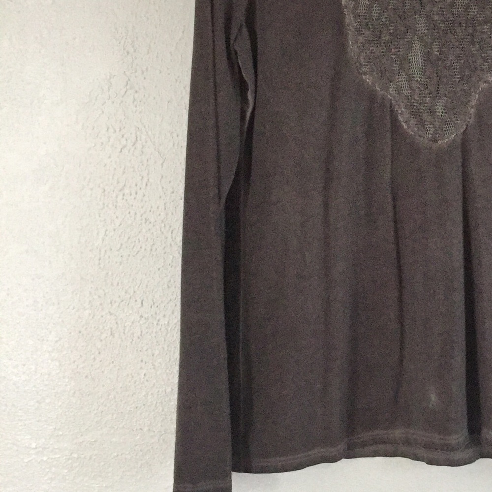 Long sleeve shirt